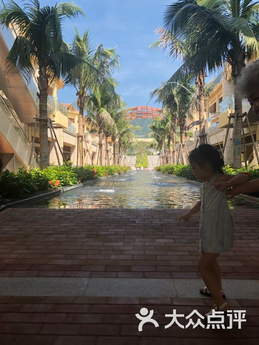 亚龙湾壹号小镇·奥特莱斯-图片-三亚购物