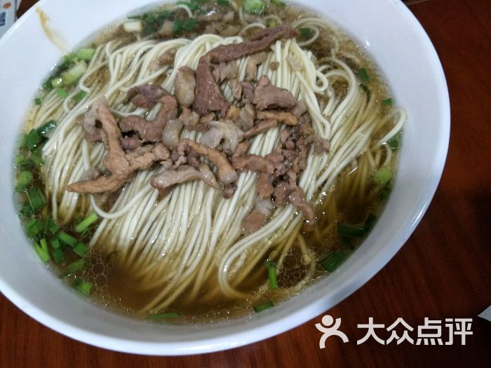 原汤肉丝面