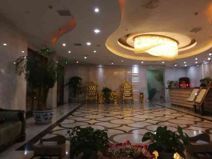 香水皇宫spa-"香水皇宫温泉会所,在梅村街道,是一家比较.