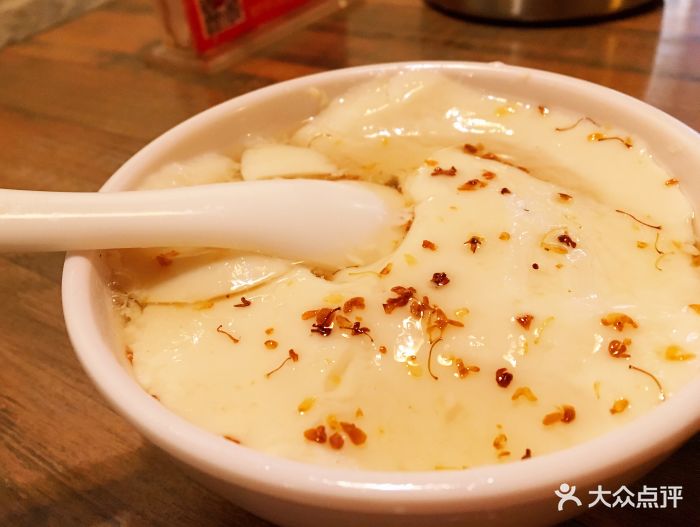 桂花蜜豆腐花