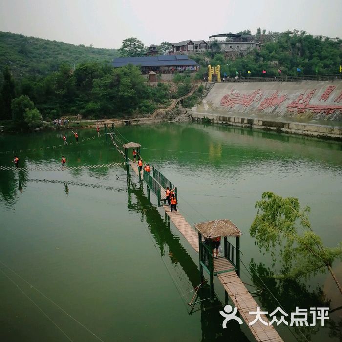 万泉湖风景区