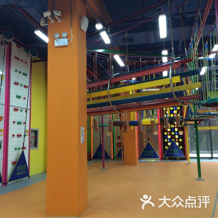 哈你小孩运动乐园哈你小孩运动乐园(瑞虹天地店)图片-北京亲子乐园