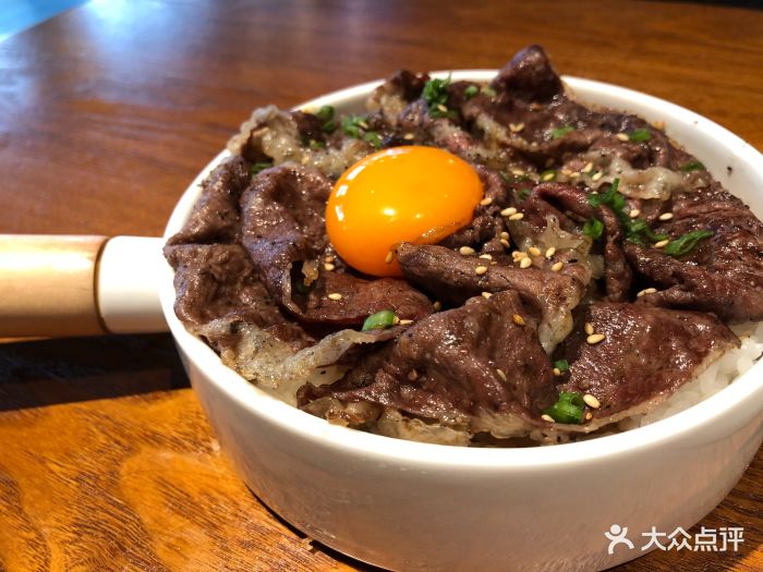 和牛烧肉丼晚上