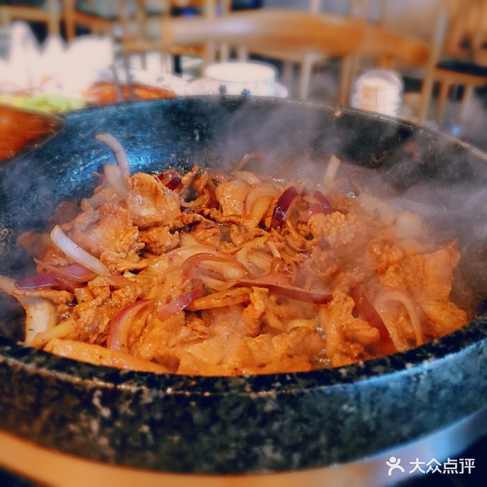 虎坊桥石锅烤肉(定海园店)手切鲜牛肉图片