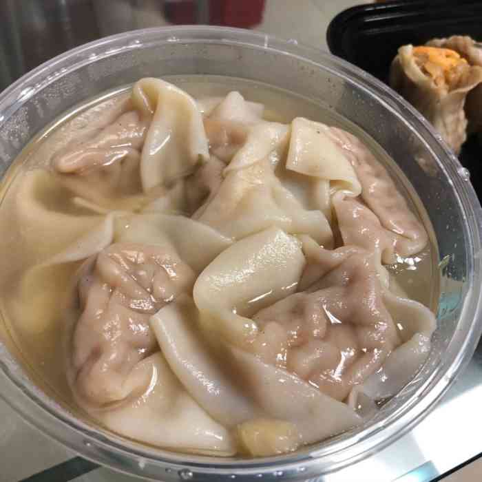 如意馄饨(长江湾店)-"外卖经常点他家,干净美味,关键.