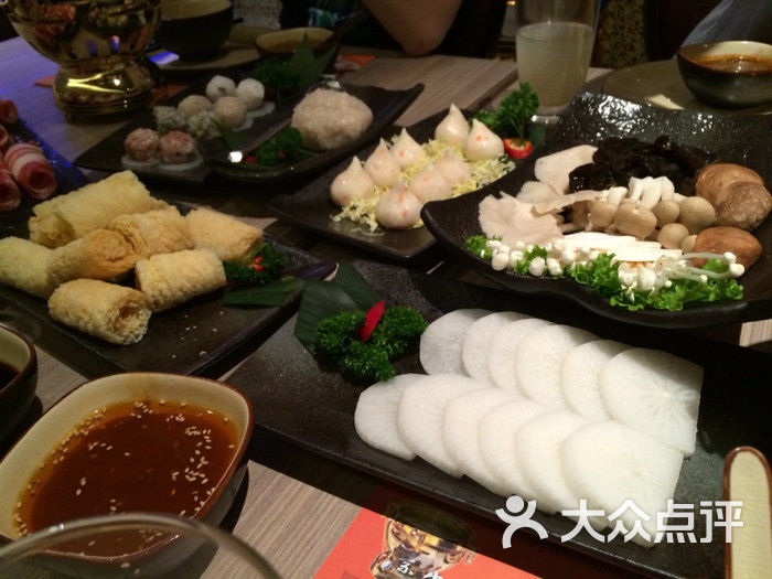 小辉哥火锅虹桥_小辉哥火锅人均(3)