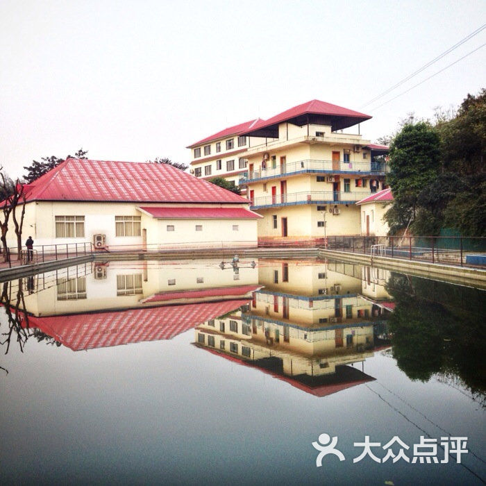 歌乐山上天池度假酒店上天池度假村外景图片-北京烧烤