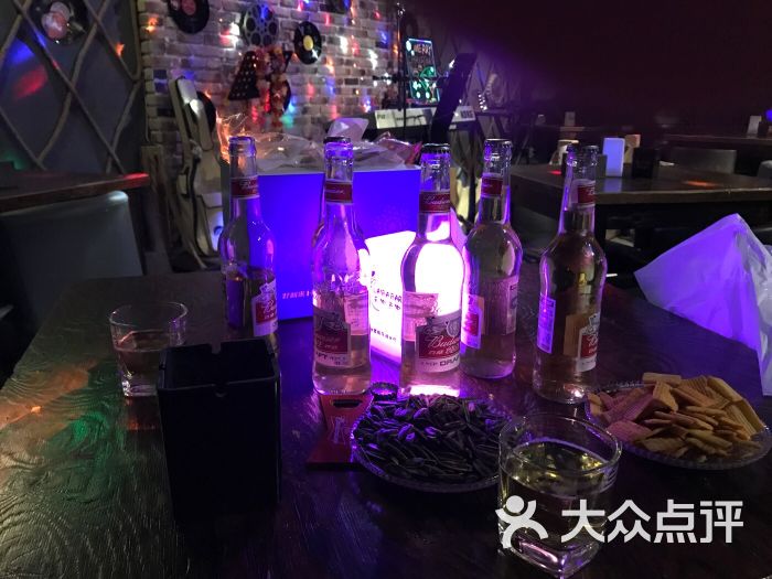 来吧0519民谣酒吧的点评