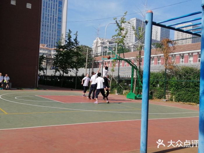 大连市第四十八中学图片