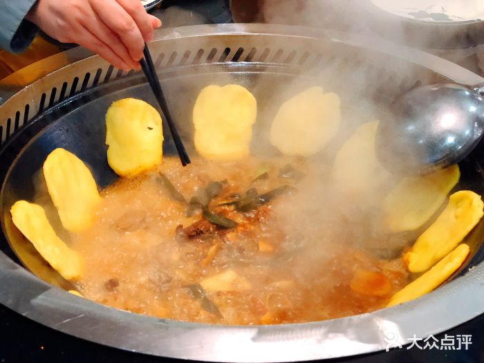 新农村老灶台地锅鸡锅贴饼图片 - 第20张