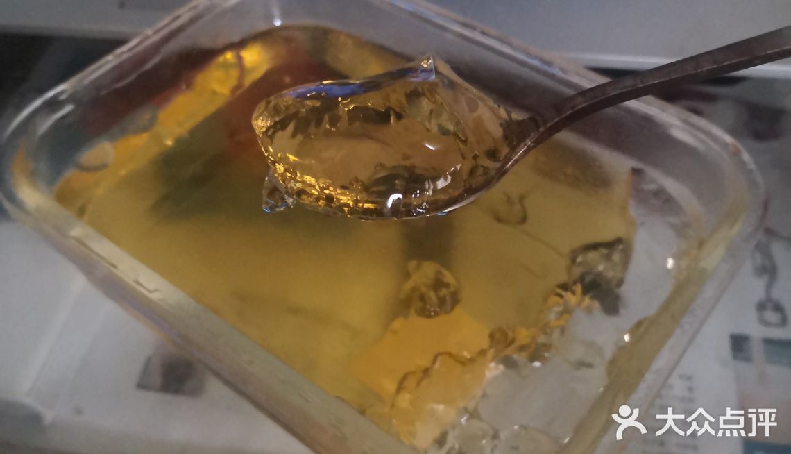 用罗拔臣啫喱粉做果冻