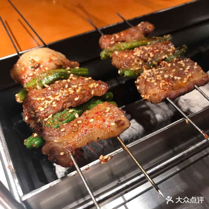 一口十串围炉烧烤(哈西店)蒜薹羊排图片 - 第161张