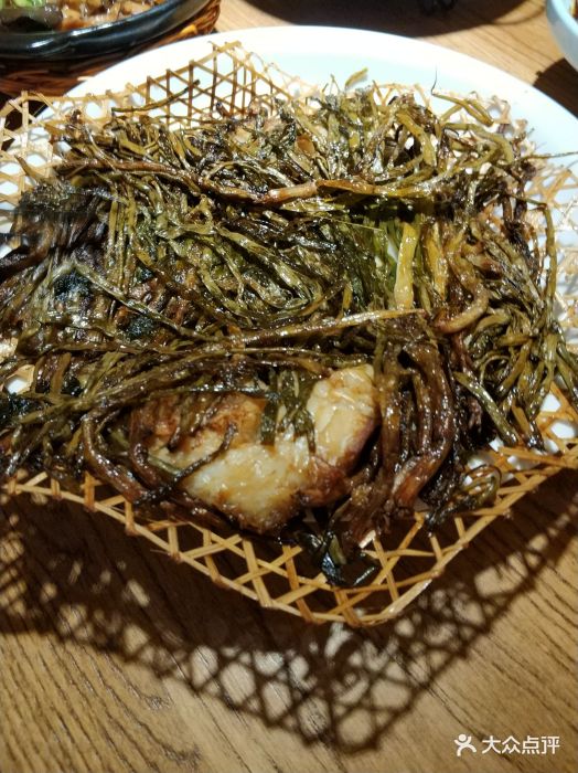 葱烤鸦片鱼头