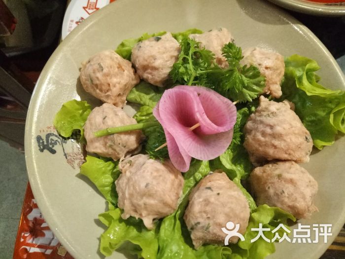 香菜肉丸