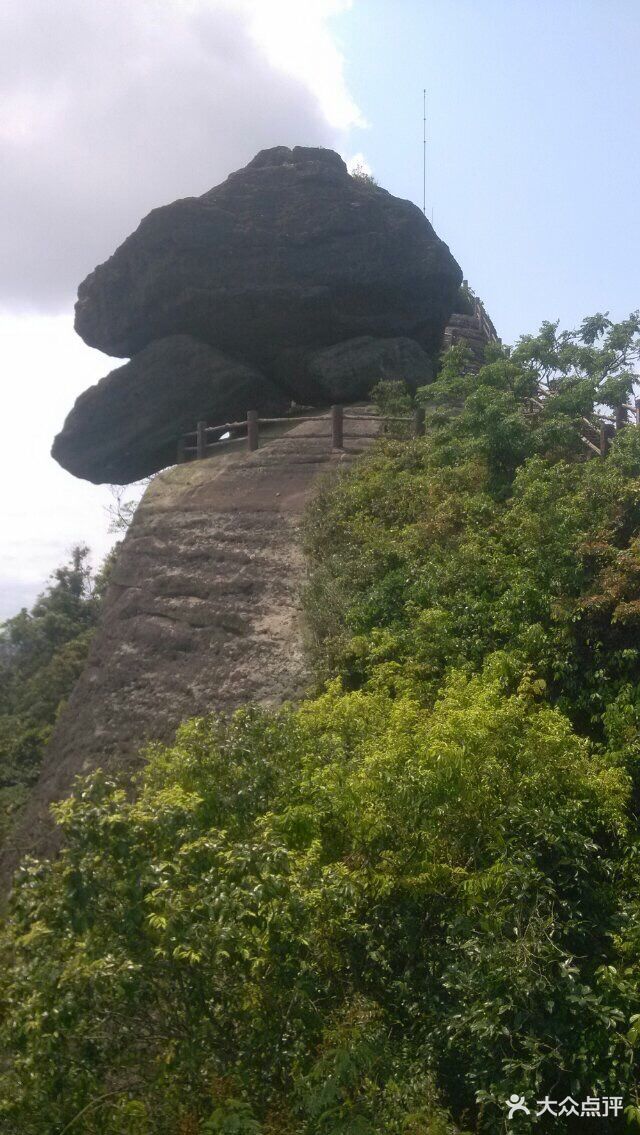 白石岭风景区图片