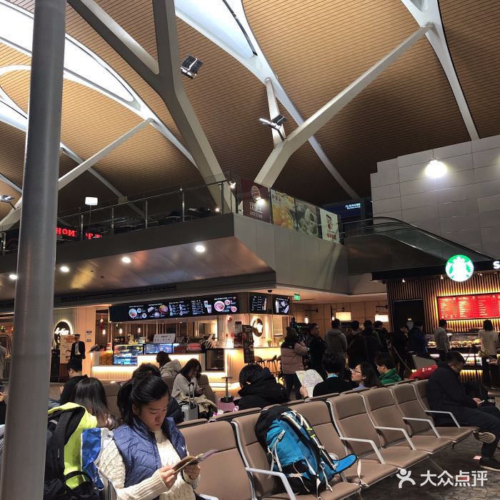 雅品茶餐厅(浦东机场t2店)门面图片 - 第77张