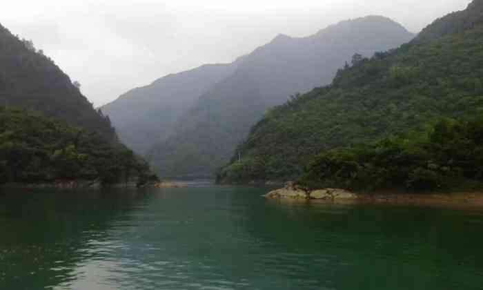 邵阳半江风景区