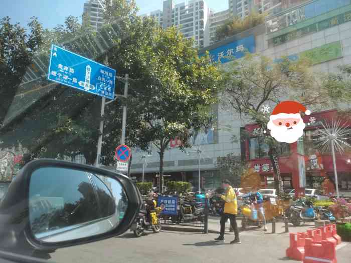 港惠购物中心(西区店)-"港惠新天地,作为惠州市区老牌的商超实体,.