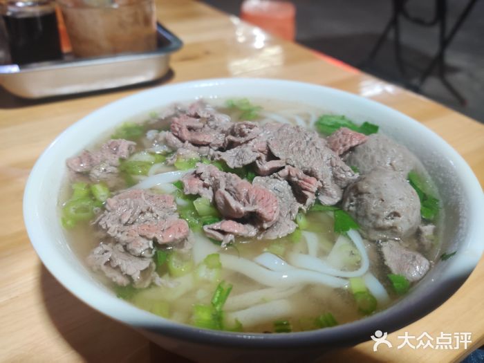鲜牛肉粿汤(三无小店)招牌汤粉图片