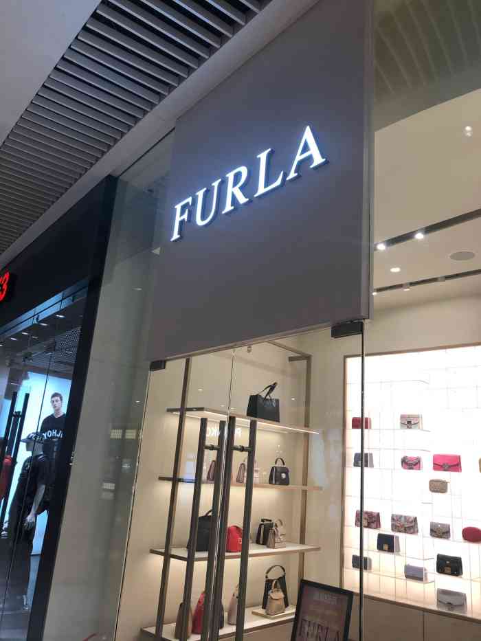 furla(恒隆广场店)-"恒隆一楼的芙拉已经很多年了,逛街路过这里.