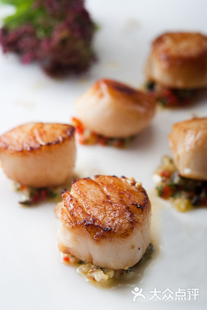 澳带配菠萝莎莎 rmb130classic jumbo scallop with pineapple salsa