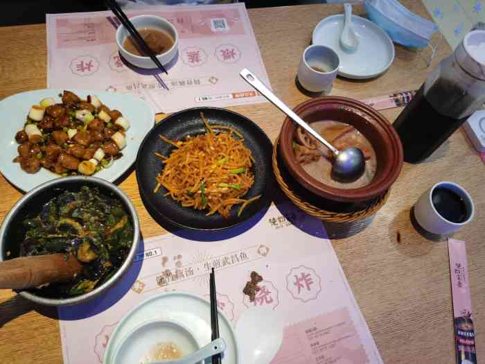 楚韵尘香61筒骨藕汤(银泰创意城店"所谓融合菜,就是云南菜湖北菜