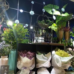 德信体育甘肃兰州花艺师培训-花艺培训学校