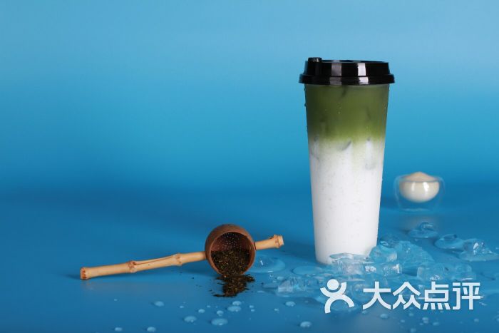 抹茶绿研牛乳茶