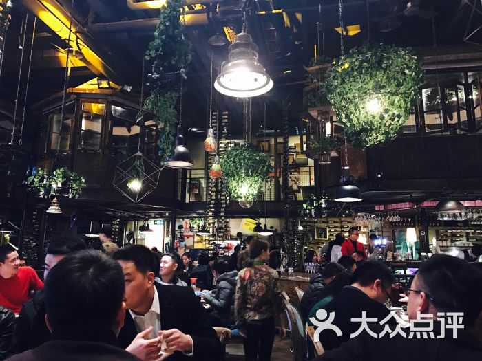 胡桃里音乐酒馆(鎏嘉码头店)-图片-重庆美食-大众点评