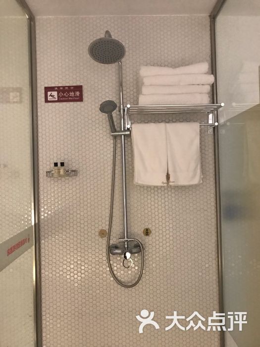 水晶皇冠影视酒店