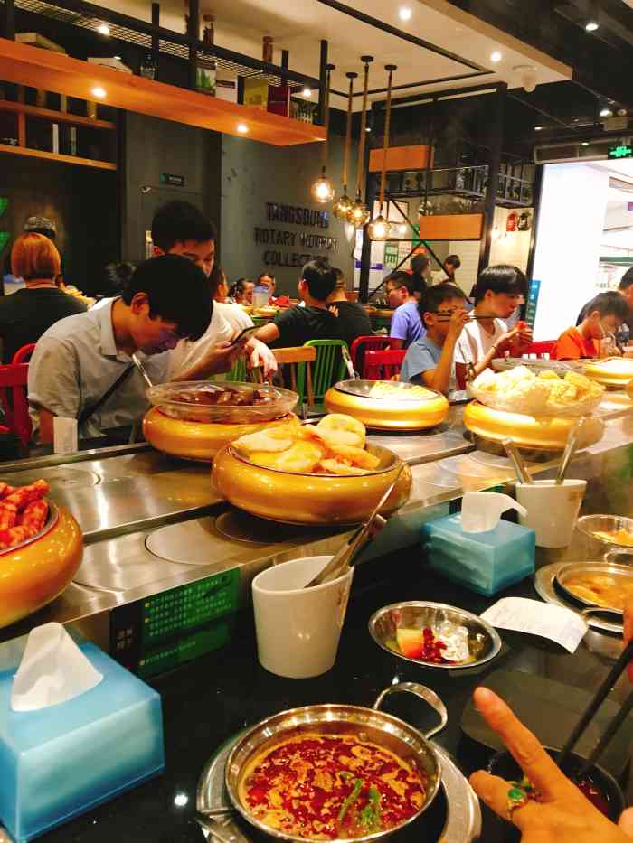 汤响自助回转火锅百汇(凯德广场店)
