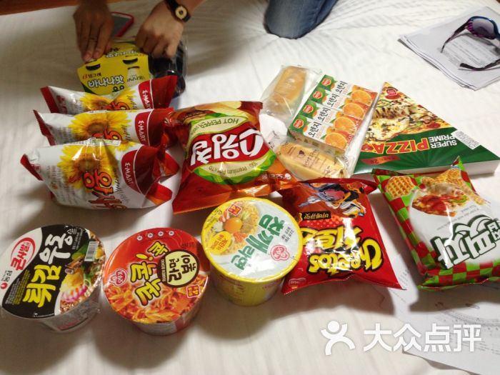 e mart买的零食