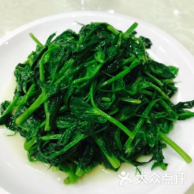 清炒豌豆尖