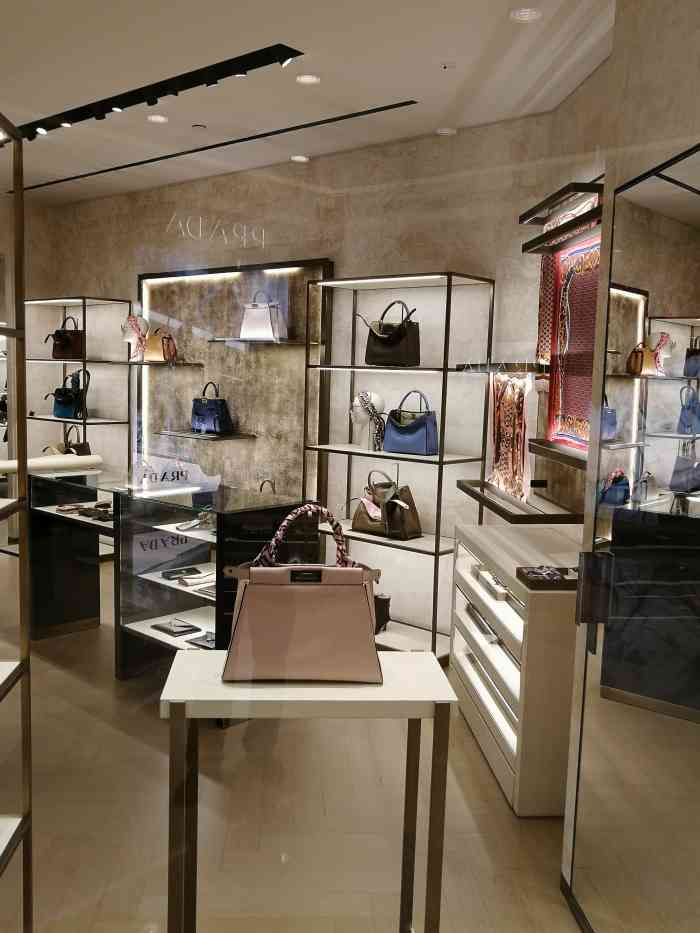 fendi(武汉国际广场店)
