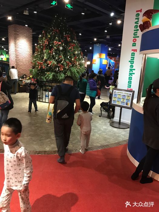 护照续了一次又一次,俩儿子就是喜欢,哈哈.-幻