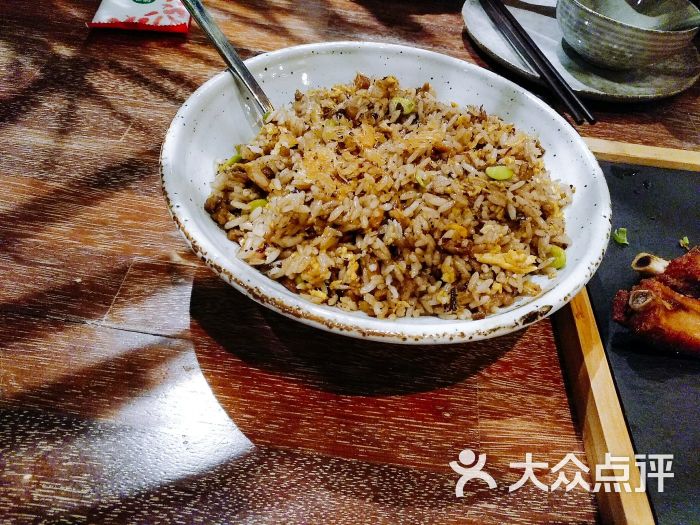 牛肉外婆菜蛋炒饭