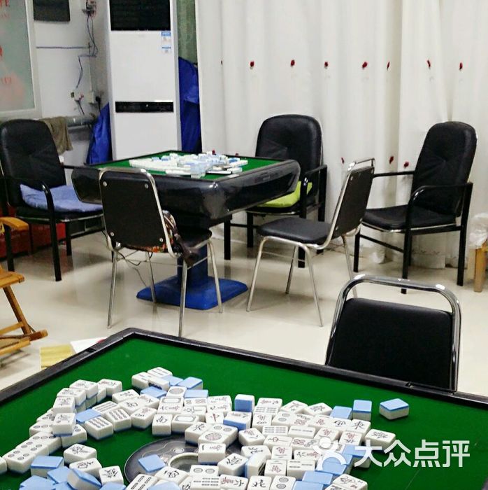 棋牌平台- 棋牌官网网站- 棋牌游戏APP下载孩子喜欢躲在被窝用被子蒙往头玩或是躲在