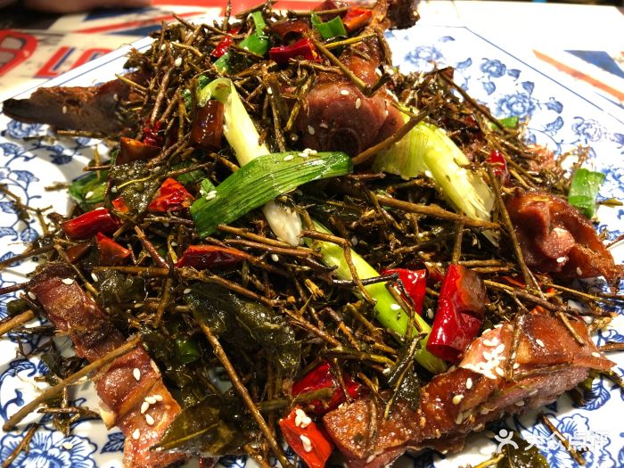 九村烤脑花(解放碑店)茶香鸭图片