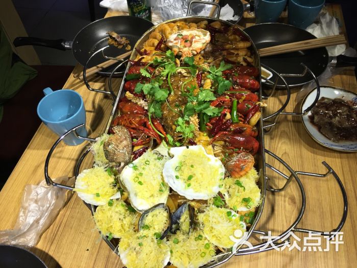 故事里海鲜大餐(立丰国际店)的点评