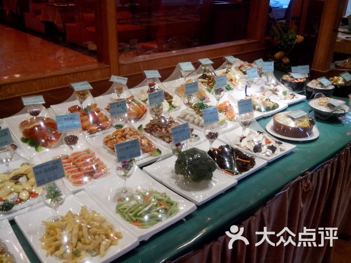 燃烧的红蜡烛_红蜡烛动态背景图片_红蜡烛海鲜粥城(2)