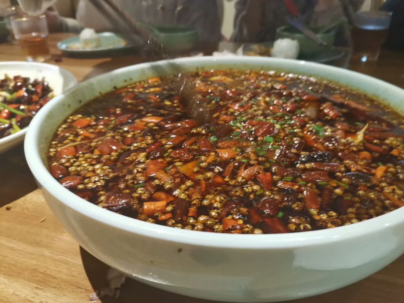 4.虾胶藕合:很薄的两片藕夹着虾肉,口味鲜甜.