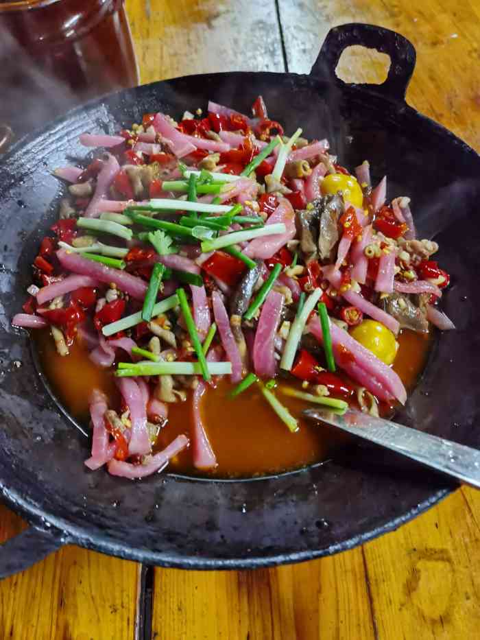 重庆黔江鸡杂-"回荆州,朋友说好吃的店[调皮]真好吃哈