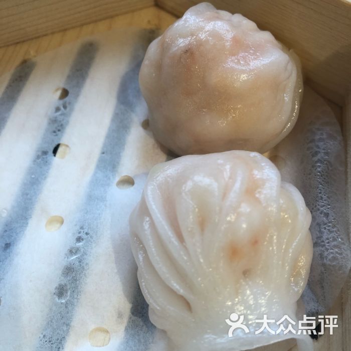 九和茶楼:猪颈肉好好吃,服务不够热情,价.深圳美