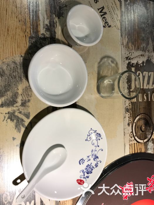 川渝我家酸菜鱼(大沽路店)餐具摆设图片 - 第1张
