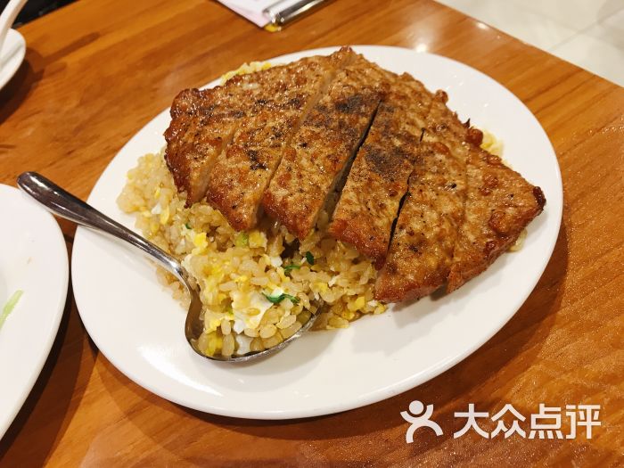 排骨炒饭