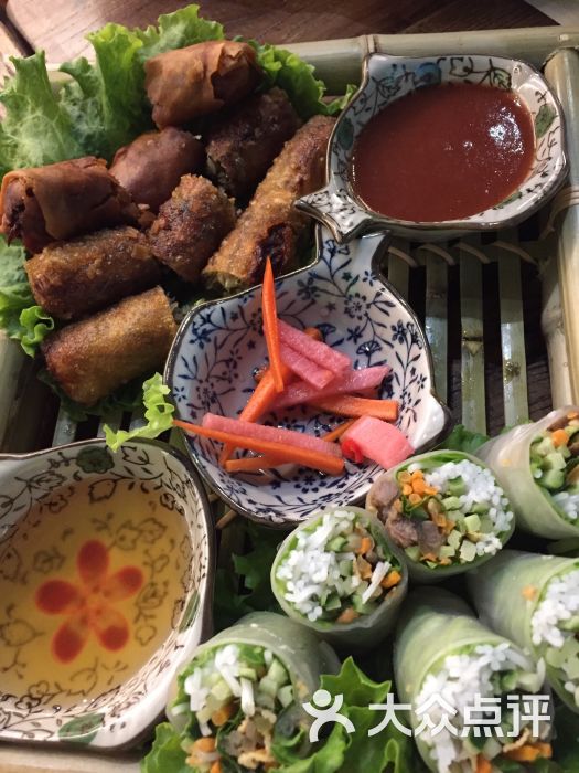 西贡在巴黎(老佛爷店)-越南春卷和越南蔬菜春卷