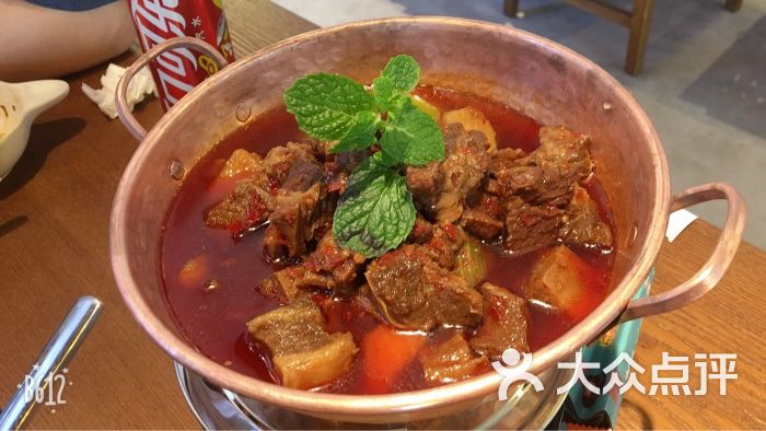 文火慢炖8小时老昆明大酥牛肉