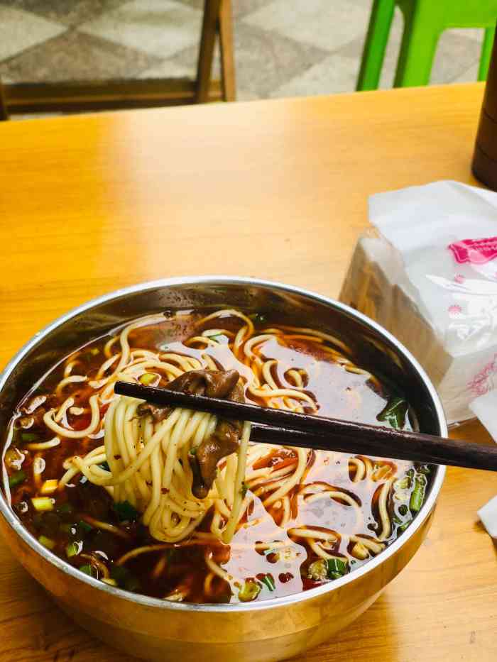 坝坝面-"这家面是真的王道 素椒杂酱可以说是yyd."