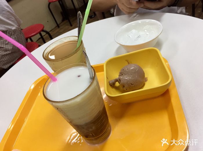 红豆冻奶加雪糕