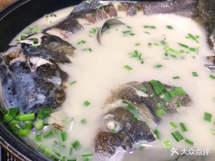 味尚艺术湘菜水库雄鱼锅图片